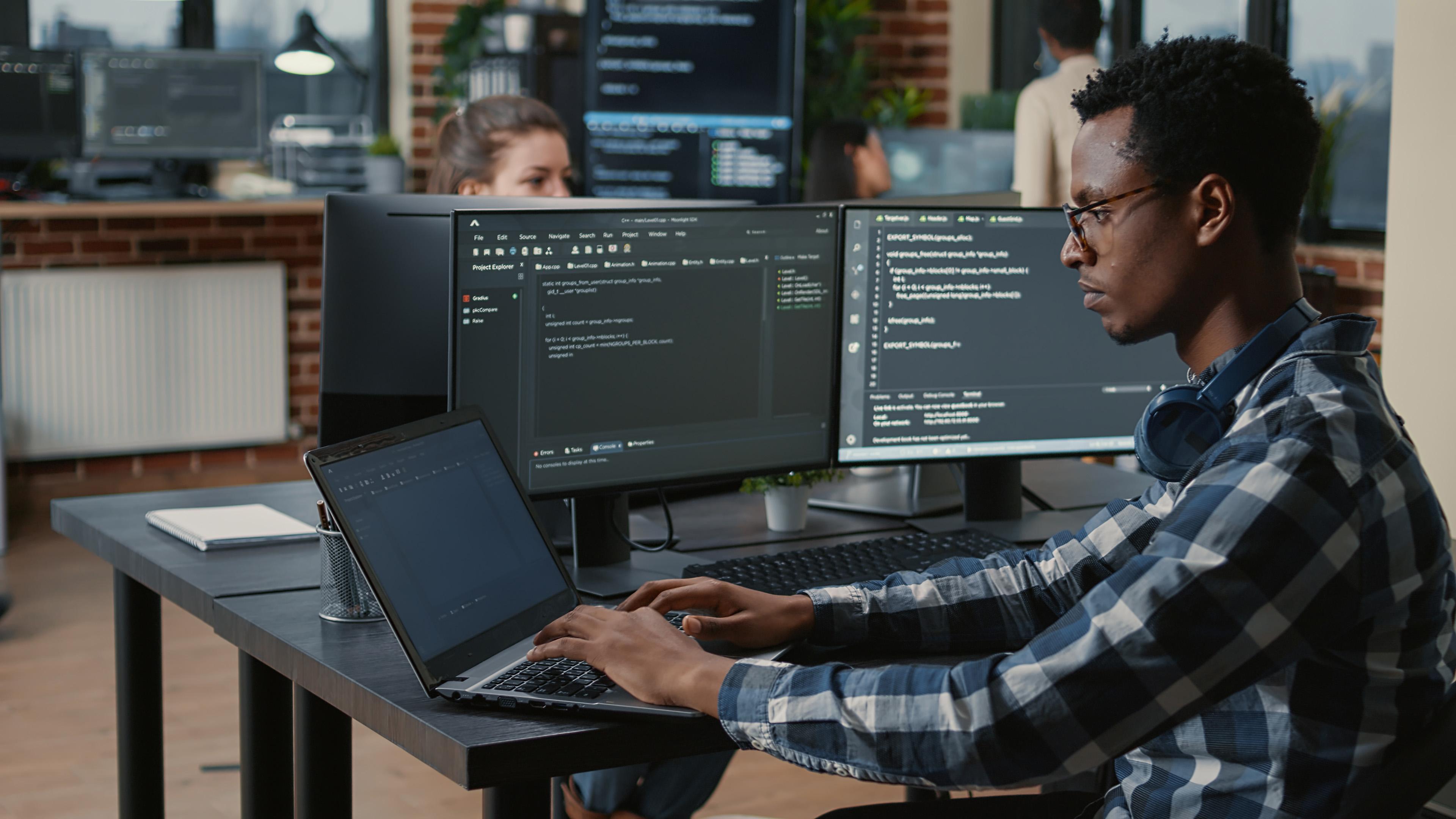 Understand Cyber Security 4K